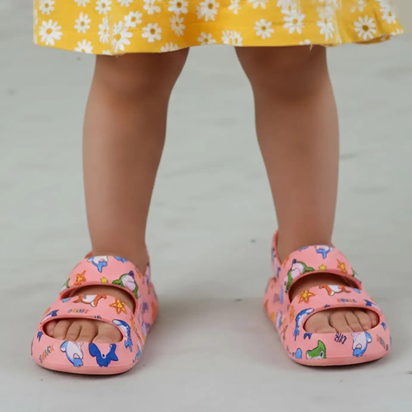 Comfort Slides  Toddler & Childrens Lightweight Sandals with Backstrap, Waterproof Anti-Slip Beach Shoes, Sizes 1-6