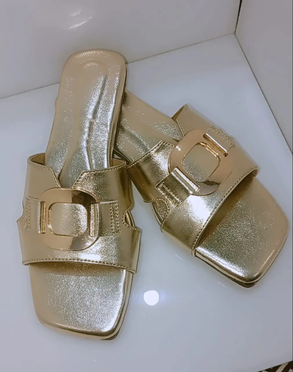 Womens Golden Bow Flat Sandals | Stylish Party Wear